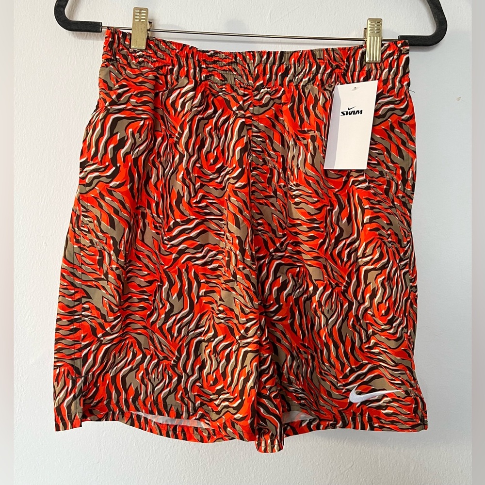 NIKE men’s orange swim shorts